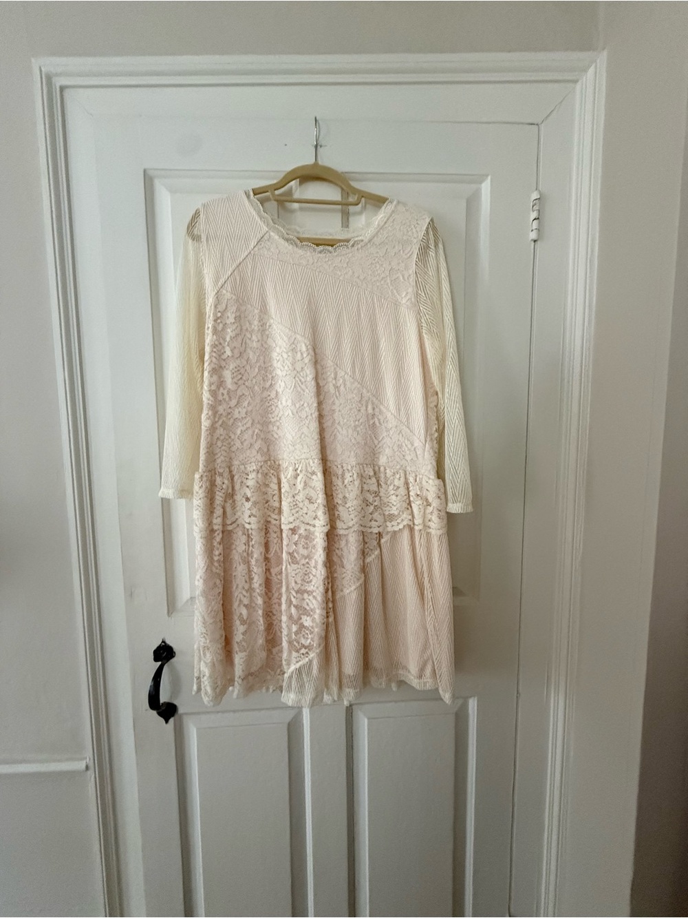 H&M Cream Lace Patchwork Long Sleeve Dress